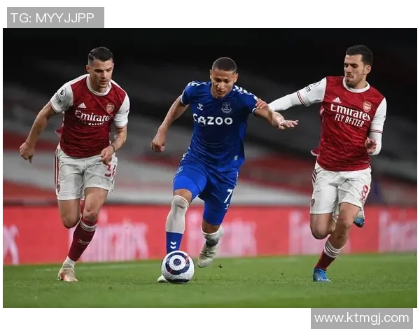 阿贾比尔足球明星的辉煌历程与未来展望解析